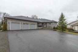 21 HOLLY DRIVE, johnstown, Ontario