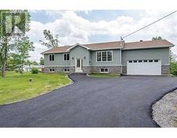 8344 VICTORIA STREET, metcalfe, Ontario